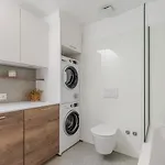 Stylish Open-plan Flat With Swimming Pool By Hostwise *