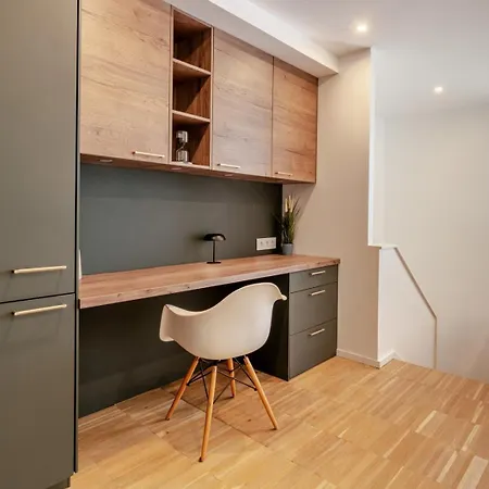 Stylish Open-plan Flat With Swimming Pool By Hostwise Appartement *