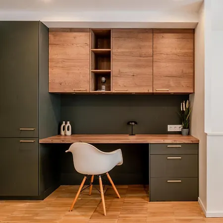 شقة Stylish Open-plan Flat With Swimming Pool By Hostwise بورتو