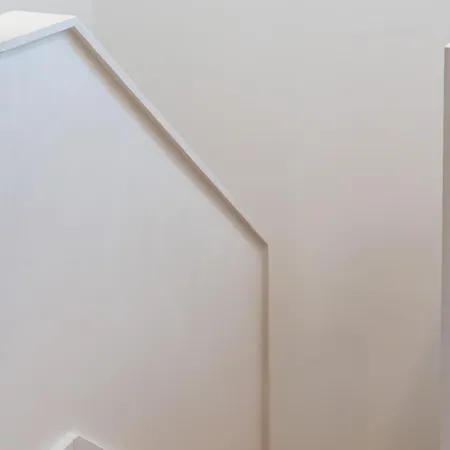 Stylish Open-plan Flat With Swimming Pool By Hostwise *