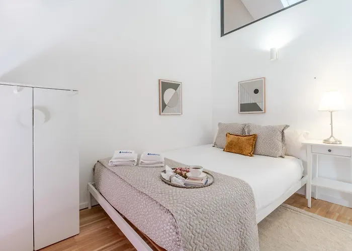 Apartmán Stylish Open-plan Flat With Swimming Pool By Hostwise Porto