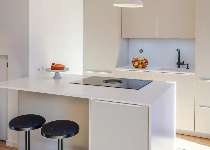 Lejlighed Stylish Open-plan Flat With Swimming Pool By Hostwise Porto