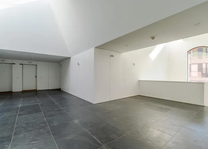 Stylish Open-plan Flat With Swimming Pool By Hostwise Porto